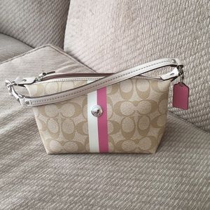Beautiful small coach purse